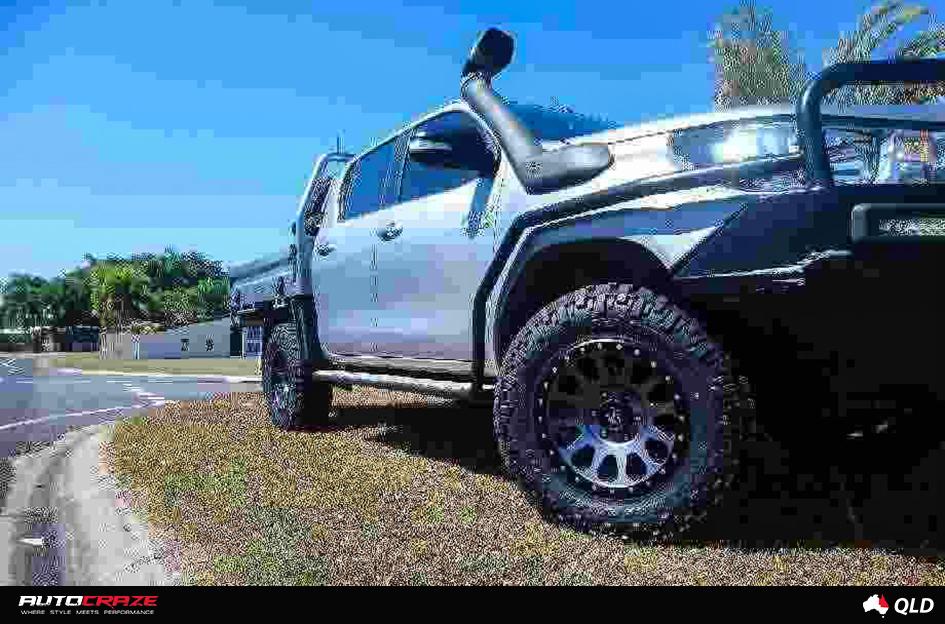 TOYOTA HILUX N80 4WD VECTOR MATTE GUN METAL